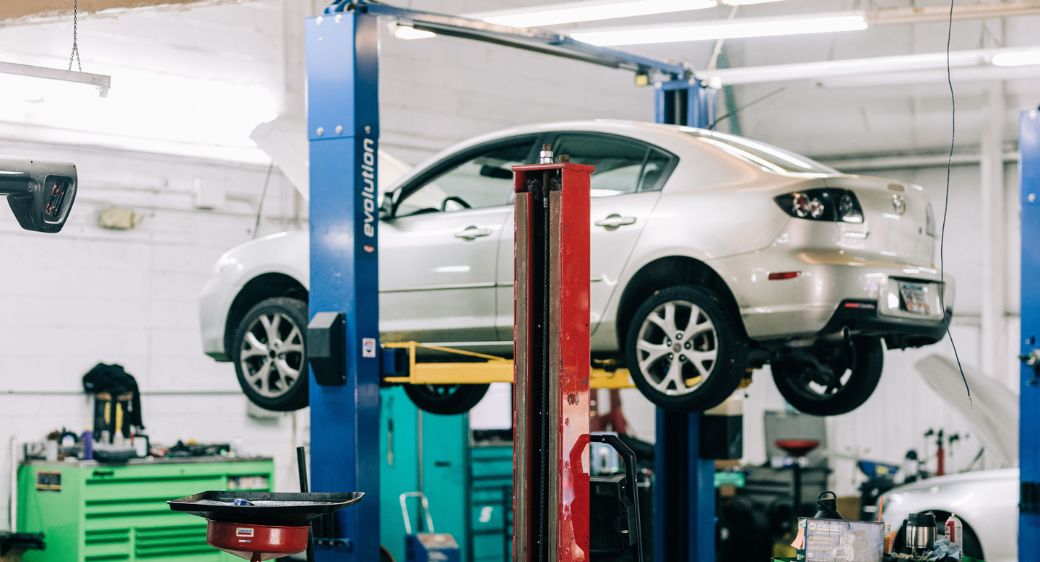 Suspension Lifting vs. Leveling: Pros and Cons